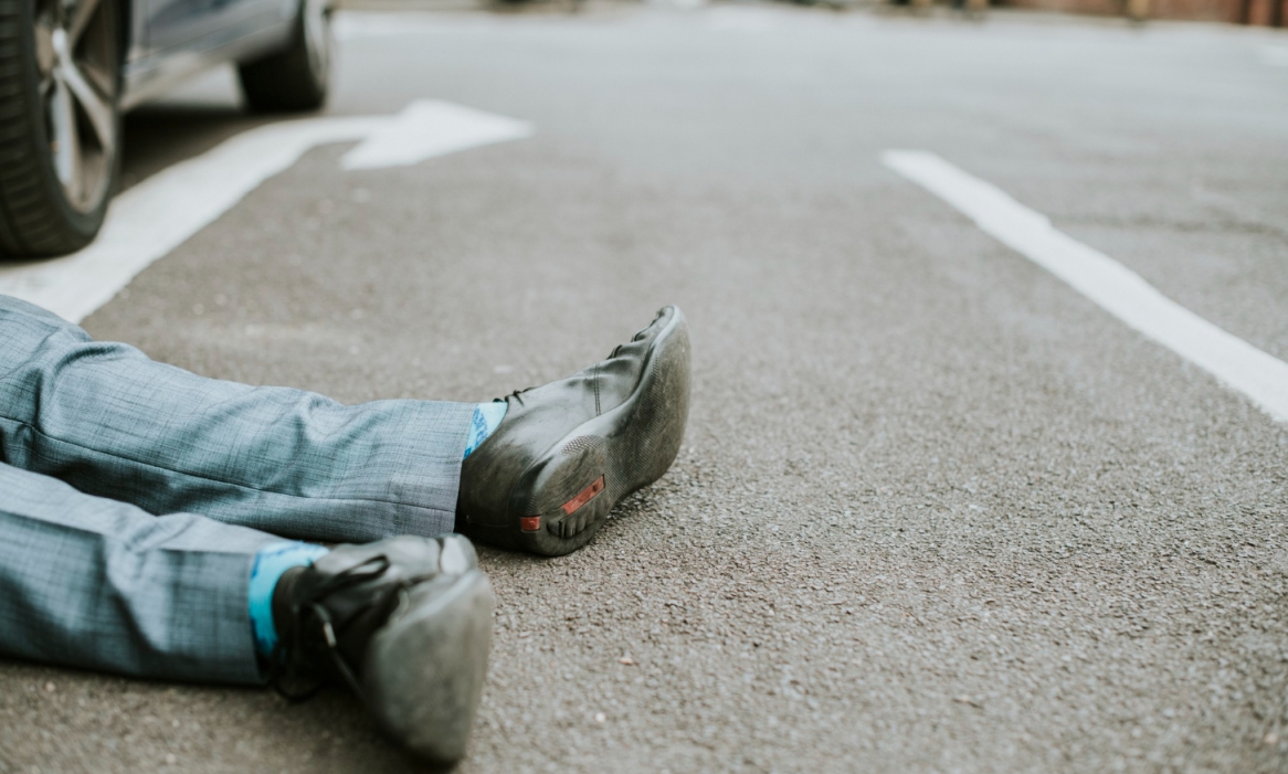 Tragiczne potrącenie pieszych w Bieździadce: Śmiertelny wypadek na drodze powiatowej