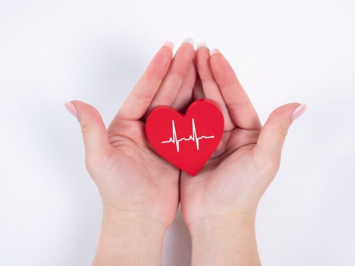 Spotkanie z położną: Nauka samobadania piersi i zdrowie kobiet w Kołaczycach