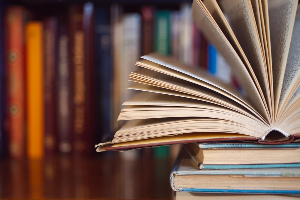 Pająki w akcji: niezwykłe warsztaty w Miejskiej Bibliotece Publicznej w Jaśle