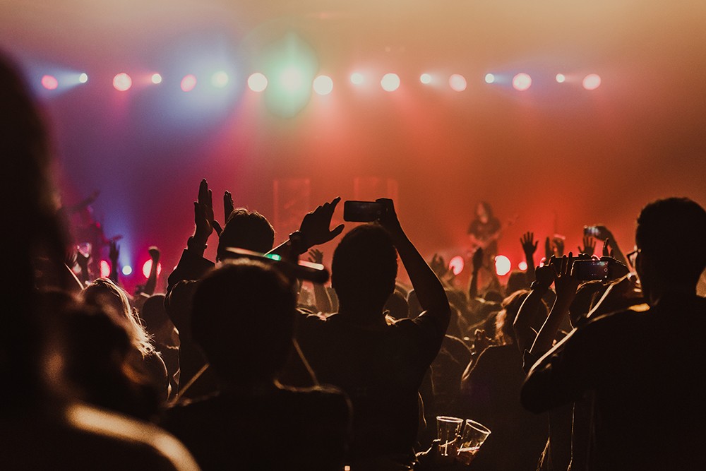 Literackie emocje w Beskidach: Festiwal w Jaśle pełen niezwykłych spotkań!