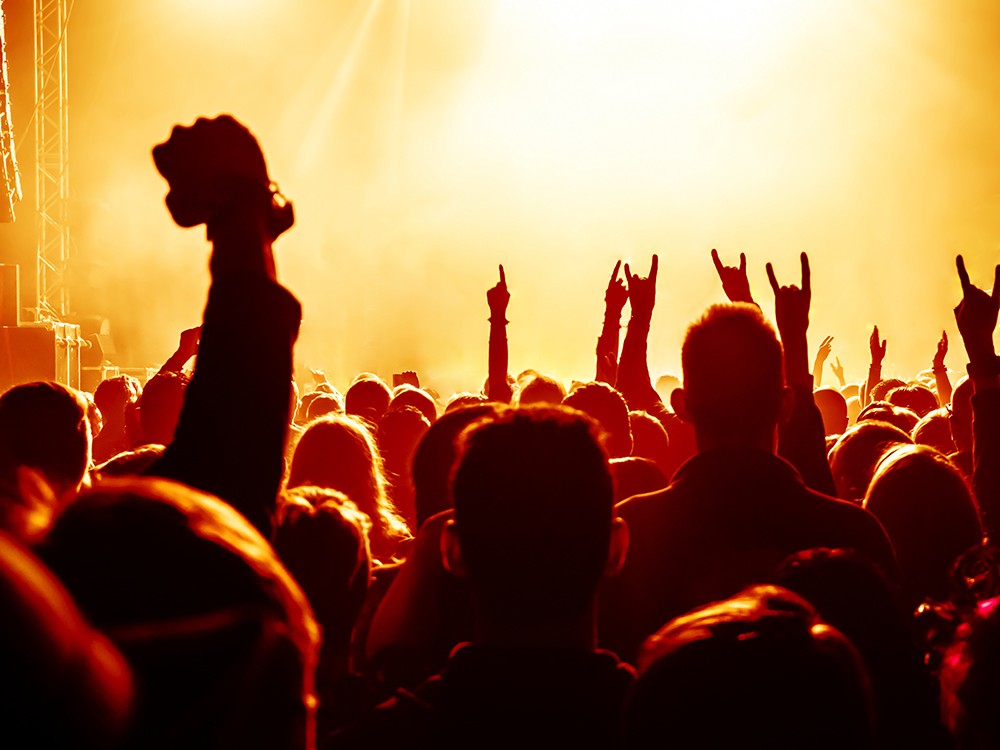 Muzyczna uczta z okazji Dnia Kobiet – niezapomniane emocje w Jasielskim Domu Kultury!