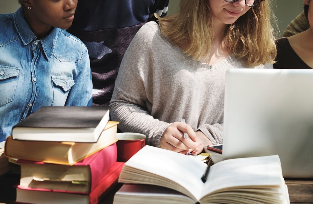 Grant na cyfrowe materiały dla przedszkoli w Polsce