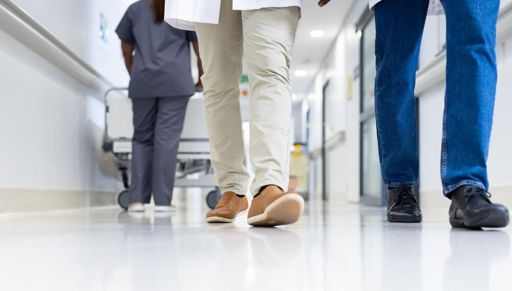 Zdrowy uśmiech z NFZ: Jak skorzystać z bezpłatnej opieki dentystycznej?