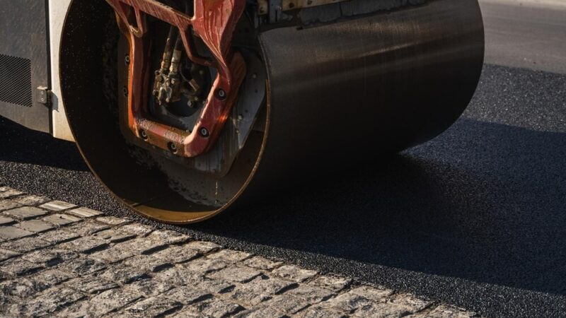 Kąty zyskają nową drogę: umowa podpisana, prace startują!