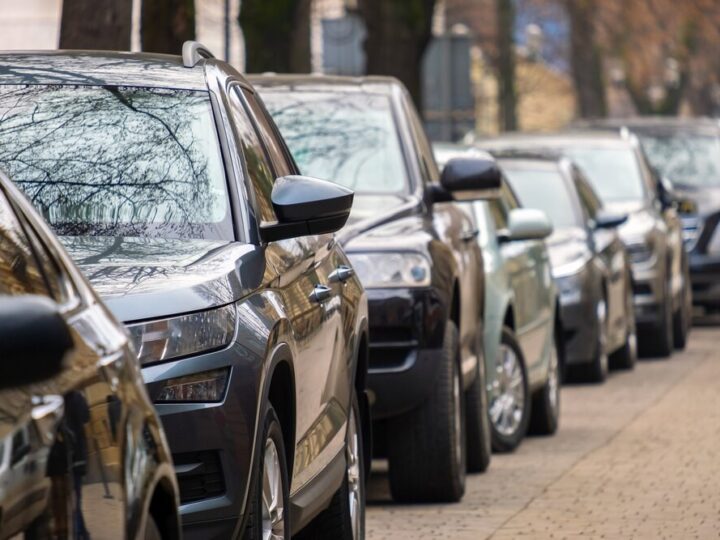 Utrudnienia w ruchu drogowym przesunięte z powodu silnego wiatru