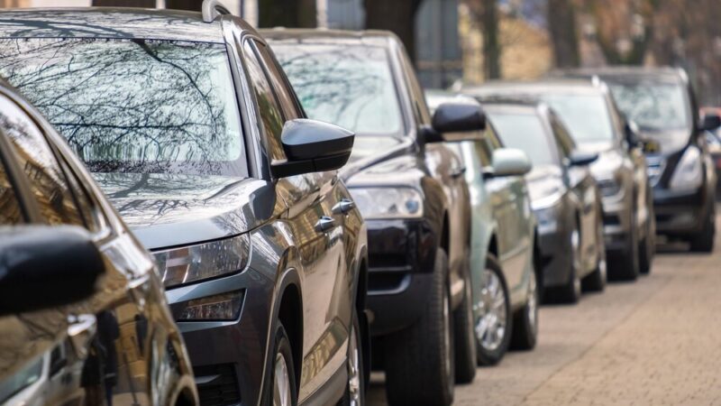 Utrudnienia w ruchu drogowym przesunięte z powodu silnego wiatru