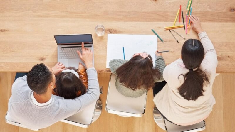 Edukacyjne przygody dla przedszkolaków w Gminnej Bibliotece Kołaczyce