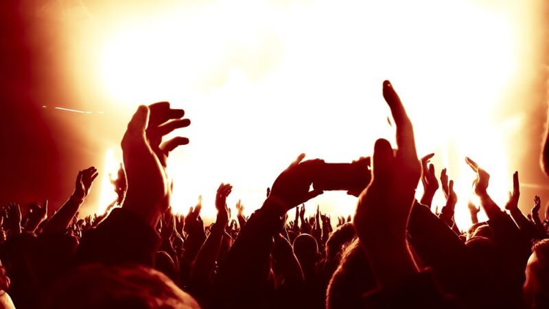 Muzyka i folklor z pogranicza polsko-słowackiego na Miasteczku Artystycznym w Jaśle