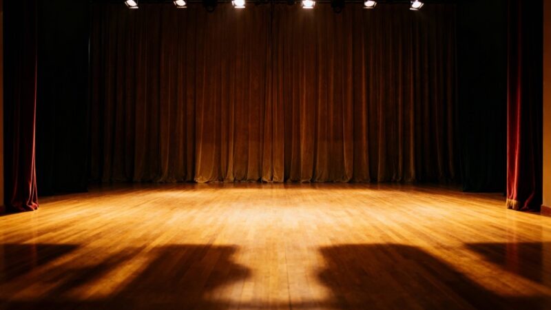 Rodzinna niedziela z teatrem i animacjami dla najmłodszych!